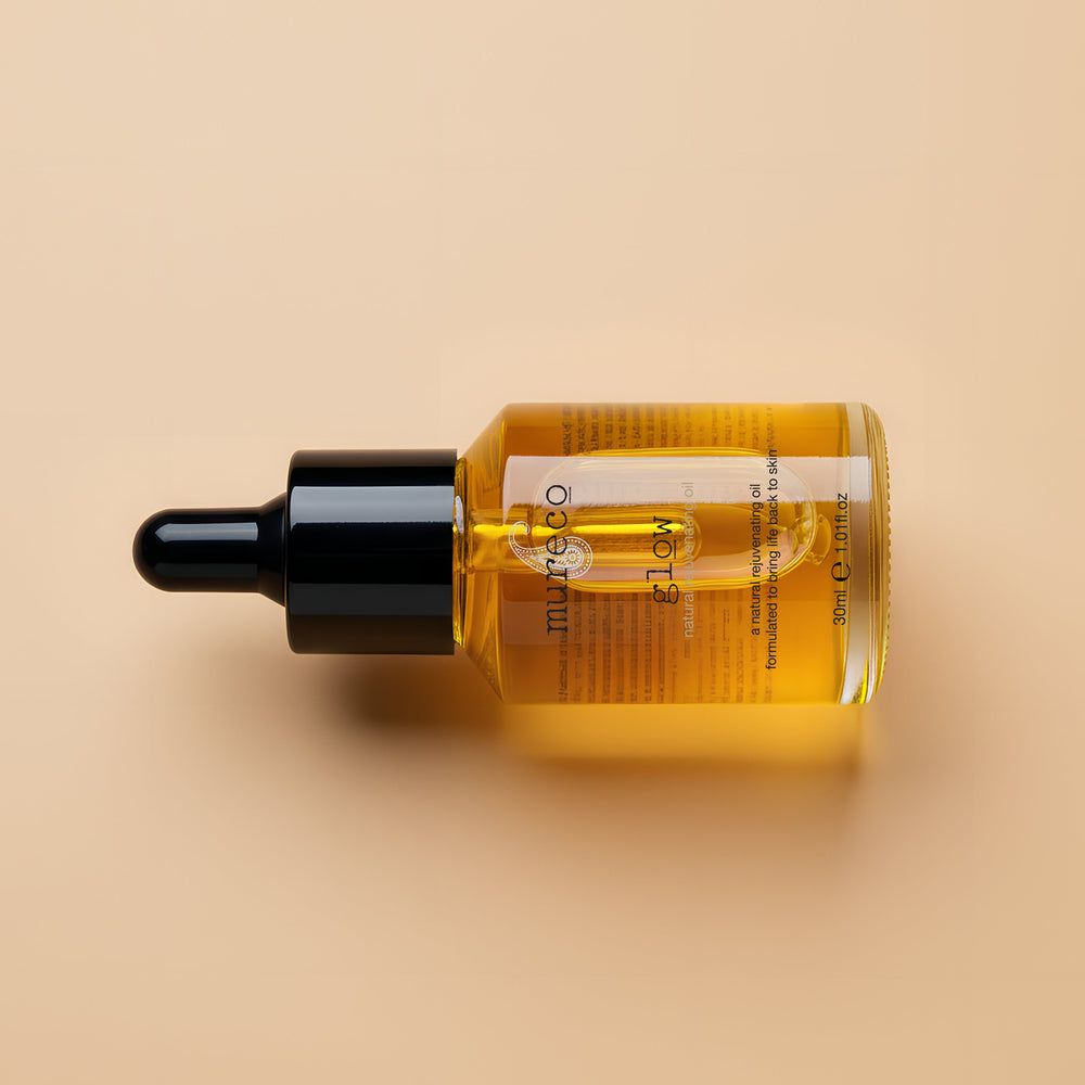 Mureco Glow Face Oil ingredients – organic castor, jojoba, rosehip, frankincense, lavender